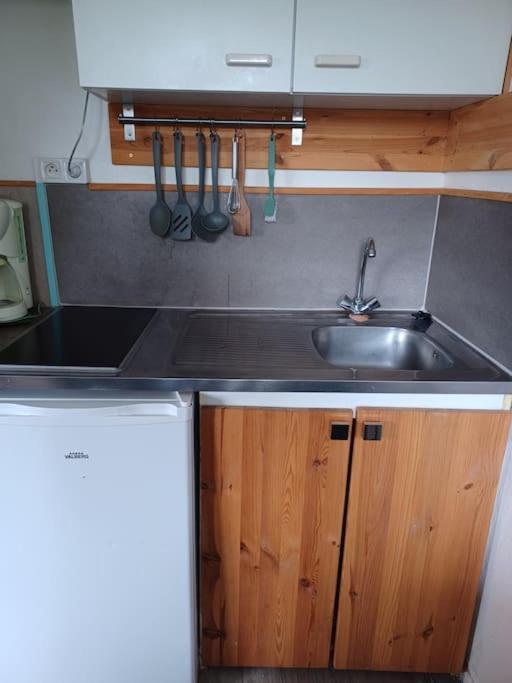 Studio Rdc Calme Avec Parking Ferme Pres Autoroute Et Tram C Mulhouse Exterior photo