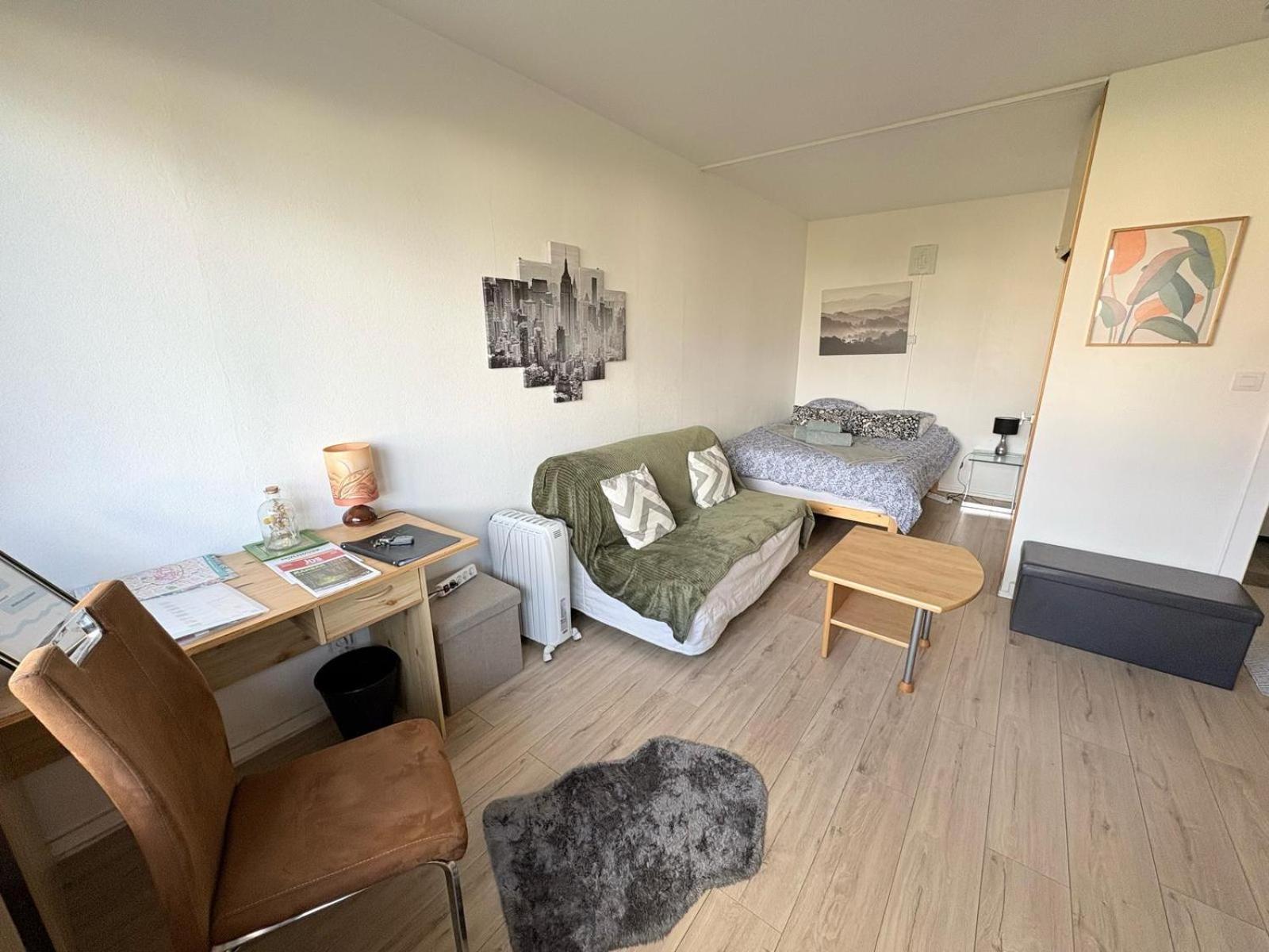 Studio Rdc Calme Avec Parking Ferme Pres Autoroute Et Tram C Mulhouse Exterior photo